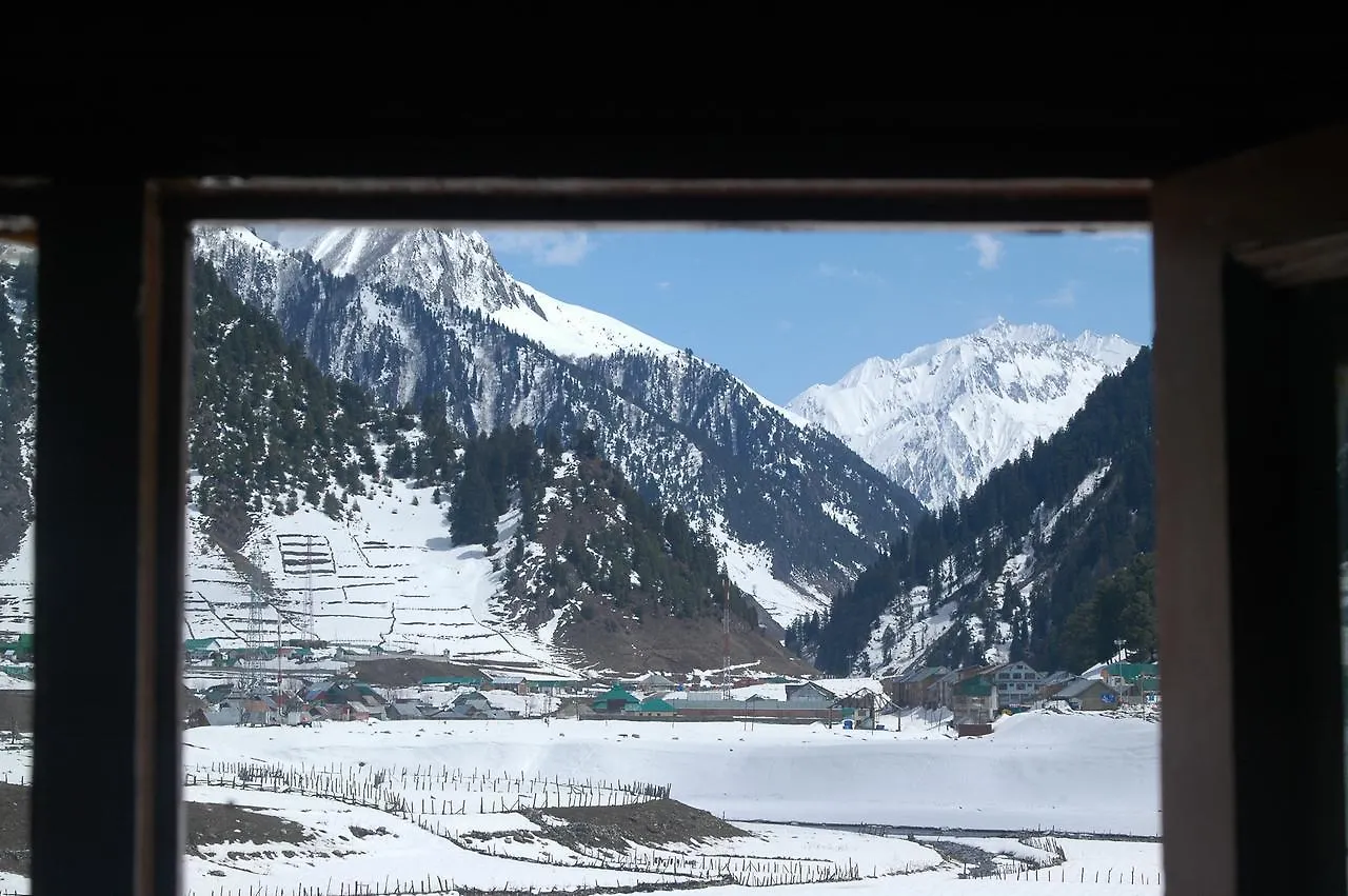 Hotel Akbar Sonamarg