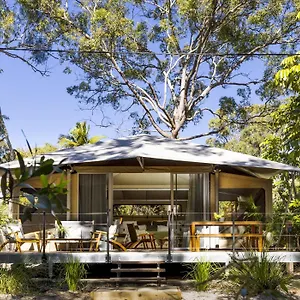 https://noosa-north-shore-retreat-noosa-heads.queenslandhotels.net