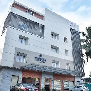 https://navaratna-inn-a-luxury-hotel.kerala-hotels.net